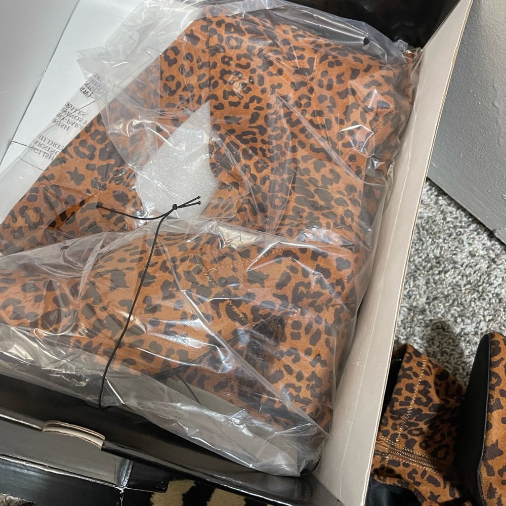 Leopard brand new over knee boots